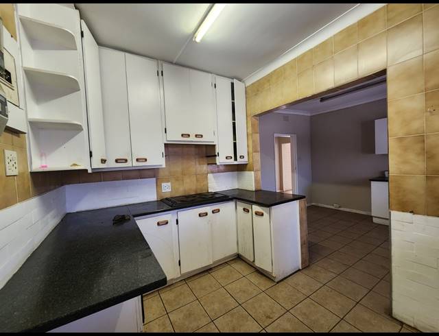 3 BEDROOM HOUSE FOR SALE IN THREE RIVERS